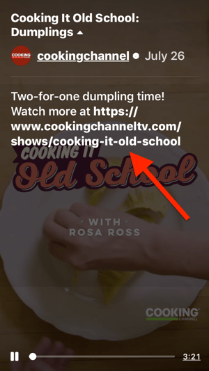 Exemple de lien vidéo cliquable dans la description de l'épisode IGTV de Cooking It Old School 'Dumplings'.