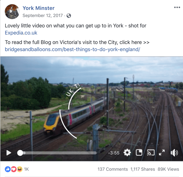 Exemple de publication Facebook avec des informations touristiques de York Minster.